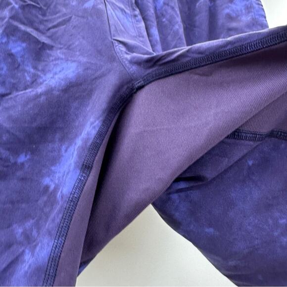 Lululemon T.H.E. Short 9" in Purple Tie Dye Size‎ XL - Picture 5 of 6